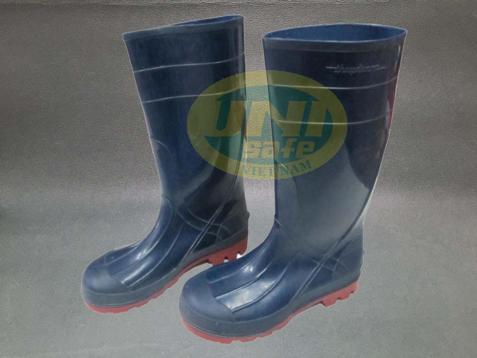 ủng bảo hộ lao động mũi sắt